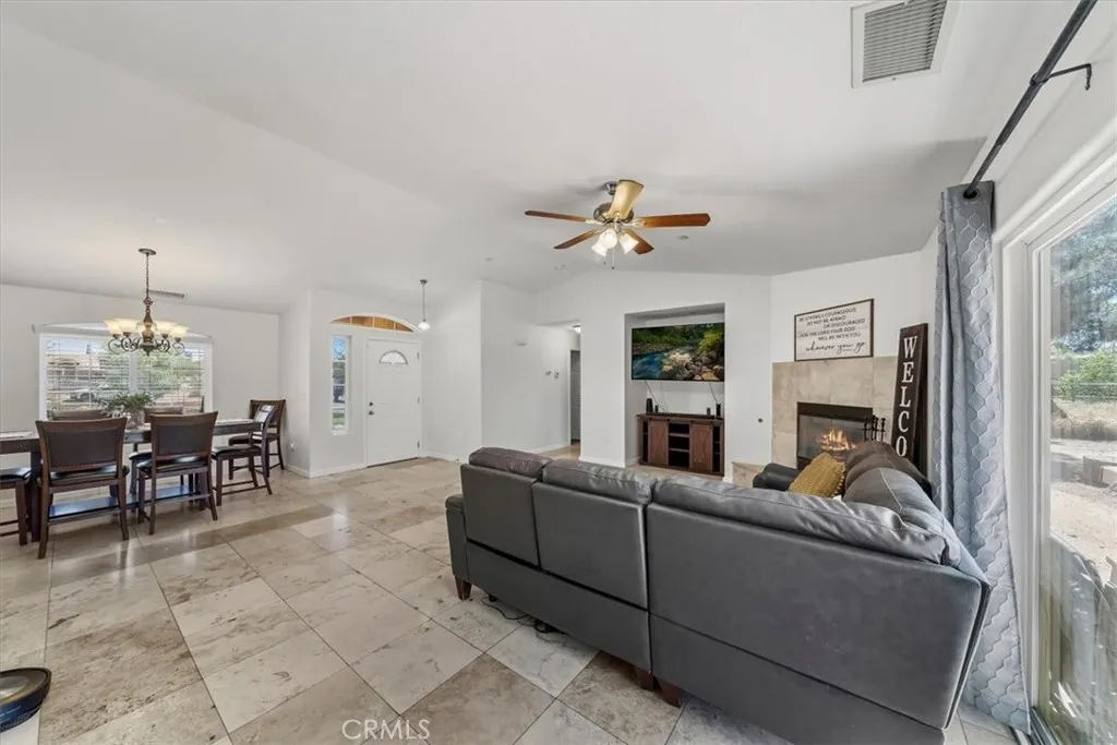 Additional image 46 of 16461 Fremontia St, Hesperia, CA 92345