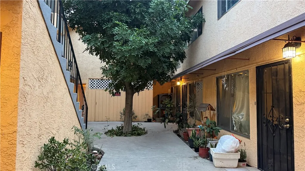 Additional image 36 of 7904 Laurel Canyon Blvd Unit 12, North Hollywood, CA 91605