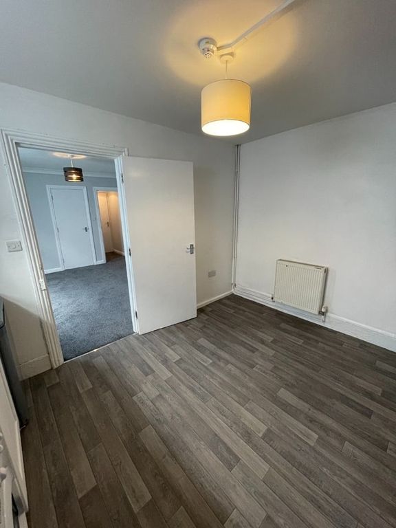 Additional image 3 of 1 bed flat to rentDerby Road, Douglas, Isle Of Man IM2
