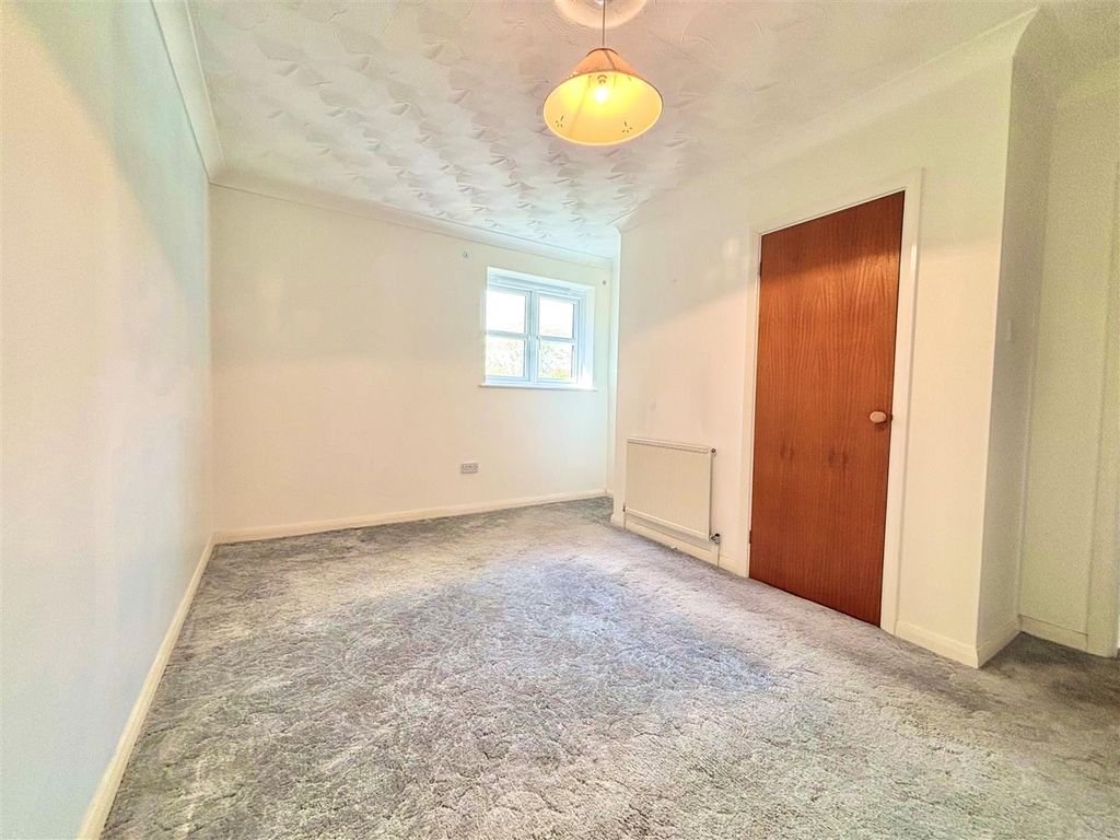 Additional image 6 of 2 bed flat to rentSteyne Road, Bembridge PO35