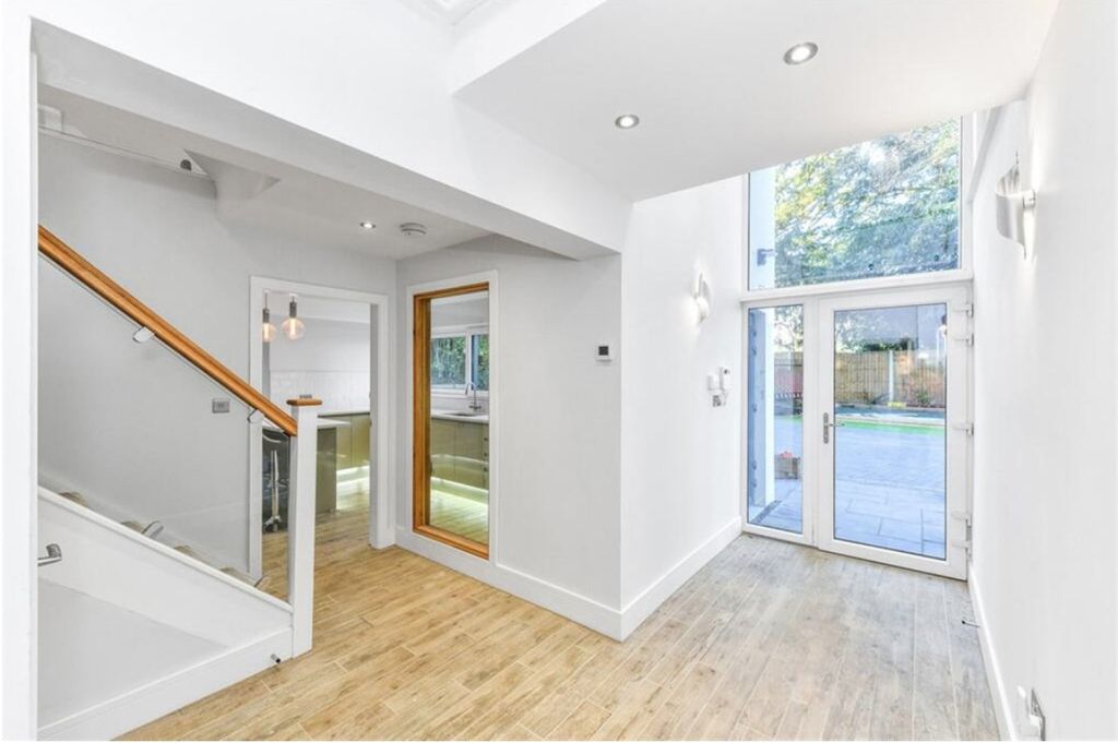 Additional image 19 of 5 bed property to rentElm Bank, Nottingham NG3