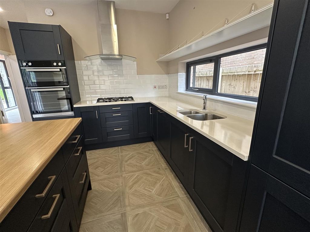 Additional image 9 of 4 bed detached house to rentRockland View, Ballyclare BT39