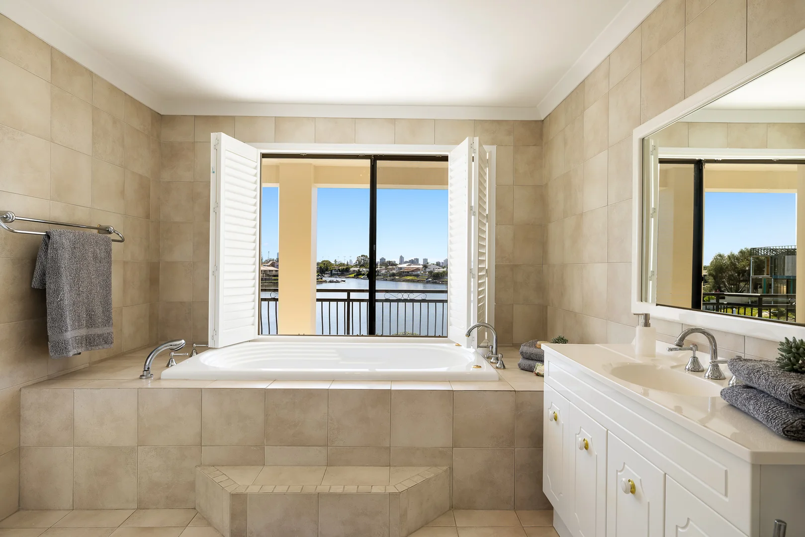 Additional image 15 of 33 Blair Athol Crescent, Sorrento QLD 4217