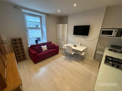 Fraser Street, First Floor Right, Aberdeen AB25