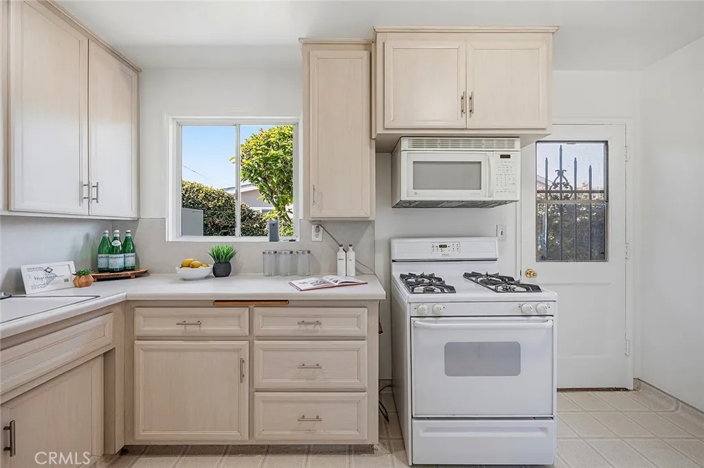 Additional image 38 of 1911 Snowden Ave, Long Beach, CA 90815