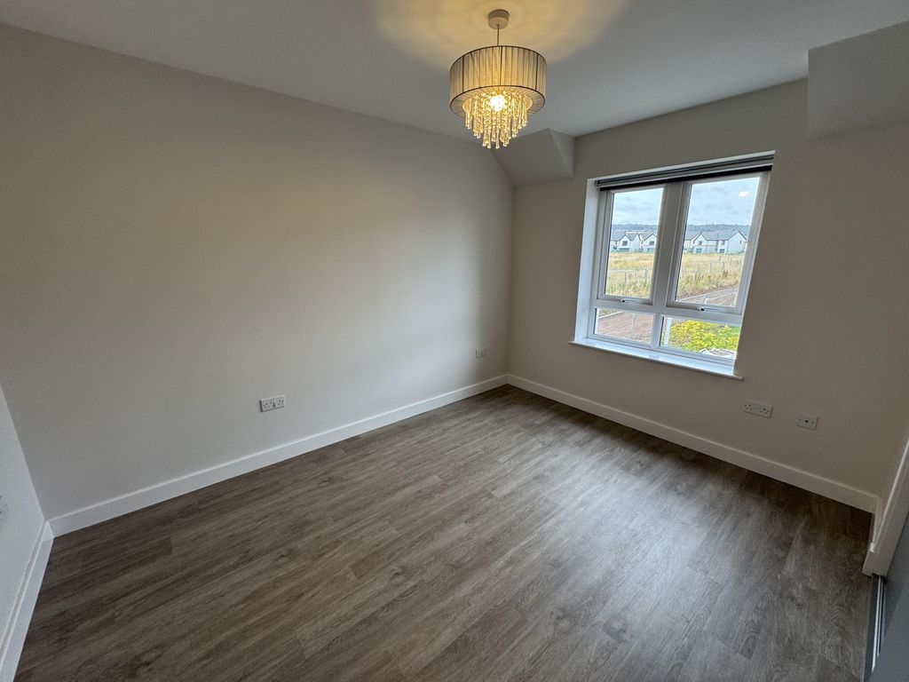 Additional image 19 of 3 bed semi-detached house to rent3 Strathgray Wynd, Dundee DD2