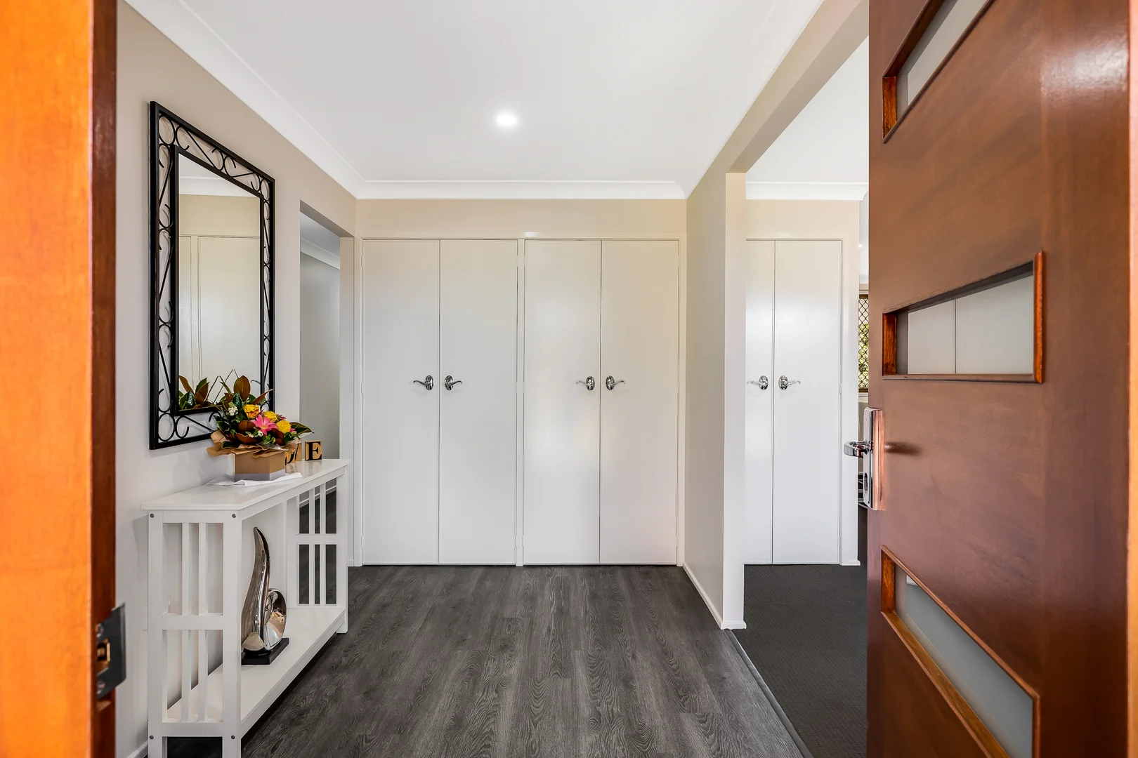 15 Hunter Street, Centenary Heights QLD 4350 photo 4