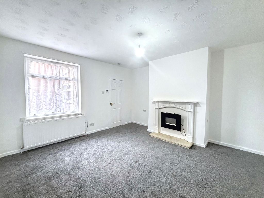Additional image 3 of 3 bed flat to rentThompson Street, Bedlington NE22