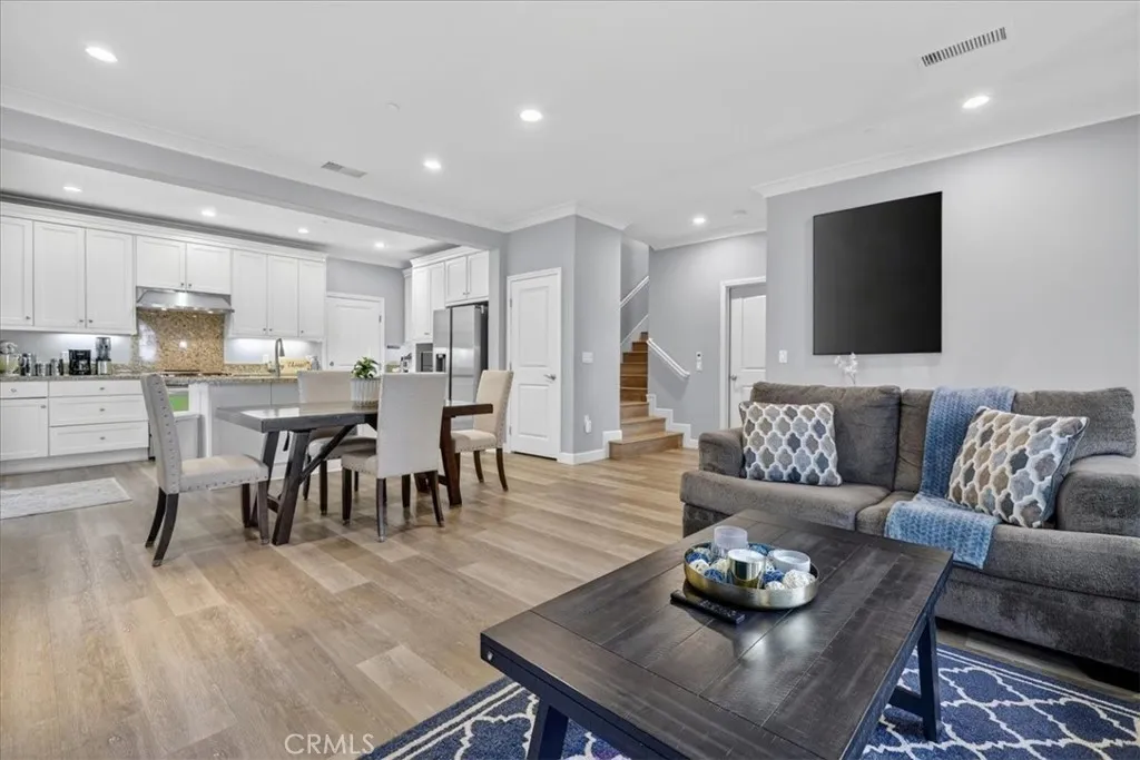 Additional image 46 of 268 Overbrook, Irvine, CA 92620