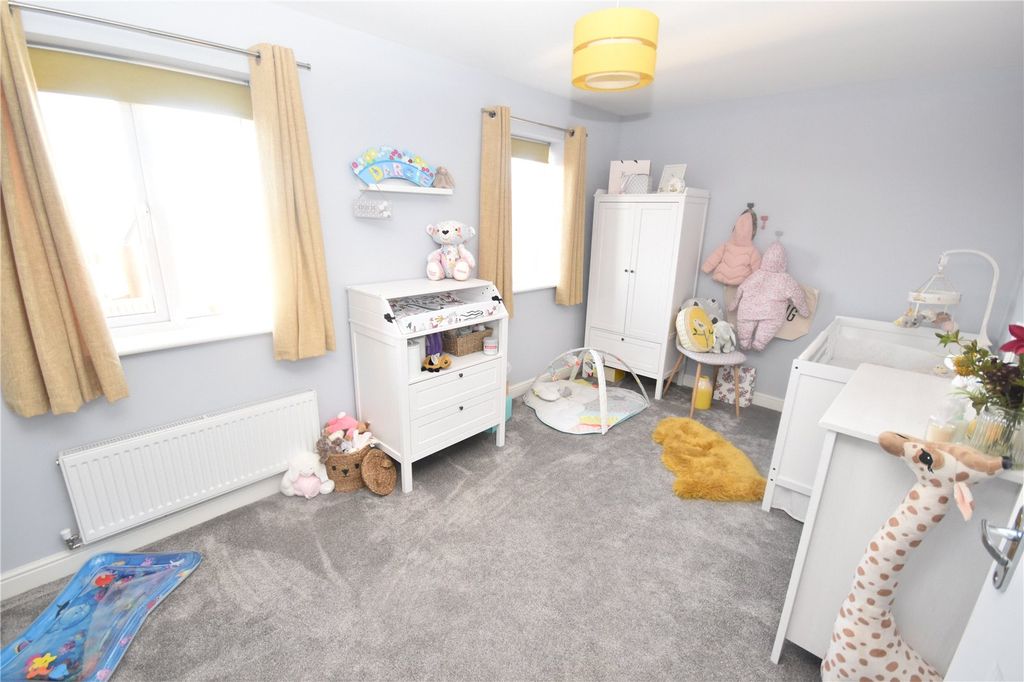 Additional image 8 of 4 bed semi-detached house to rentTundra Walk, Bridgwater, Somerset TA6