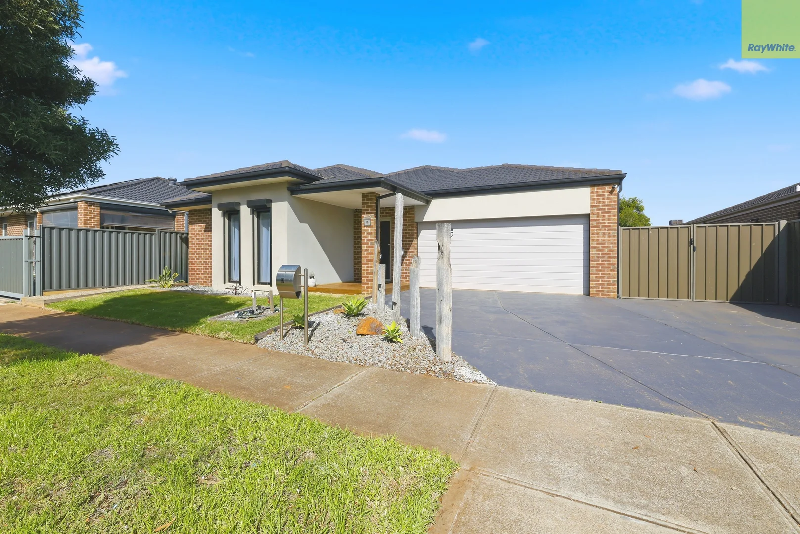 Additional image 2 of 10 Astley Drive, Strathtulloh VIC 3338