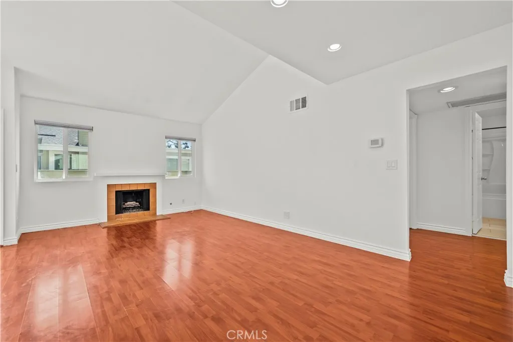 Additional image 50 of 22117 Burbank Blvd Unit 5, Woodland Hills, CA 91367