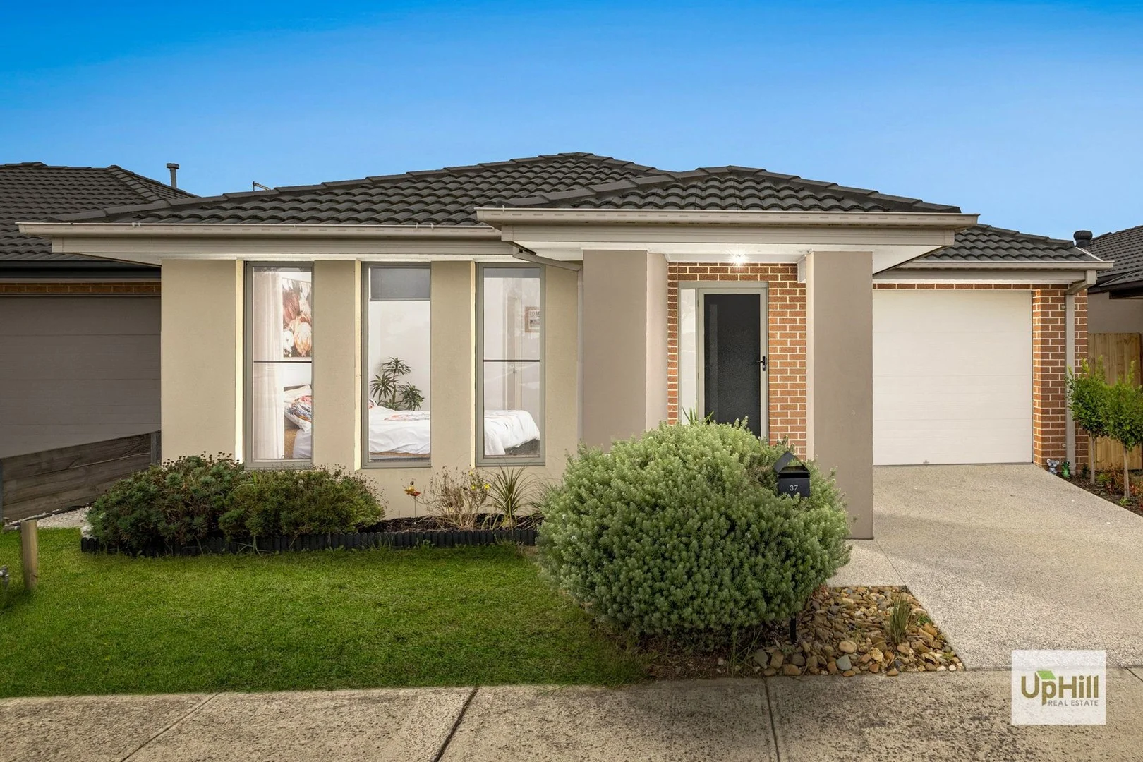 37 Cottle Drive, Clyde VIC 3978