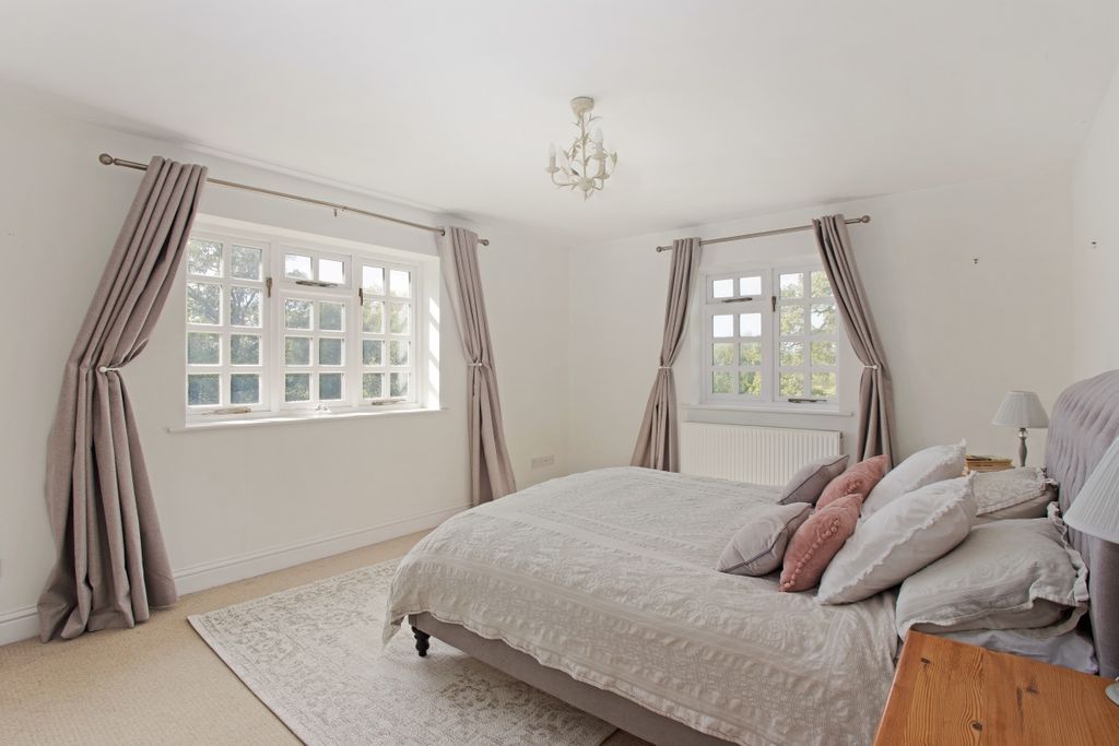 Additional image 8 of 5 bed detached house to rentRusper Road, Newdigate, Dorking RH5