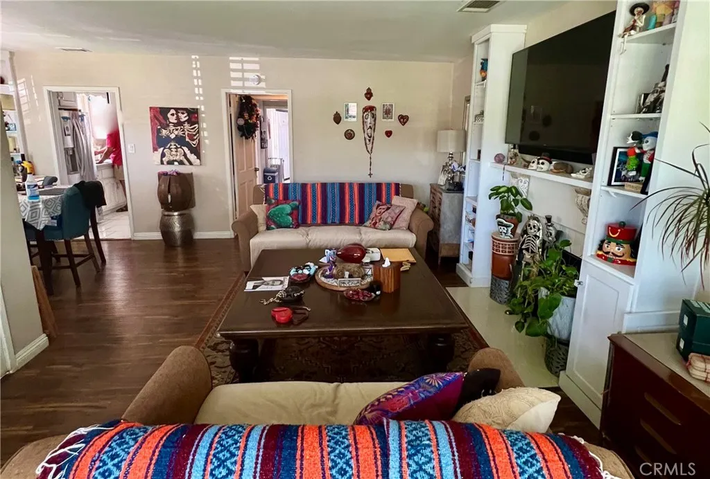 Additional image 32 of 2925 San Francisco Ave, Long Beach, CA 90806