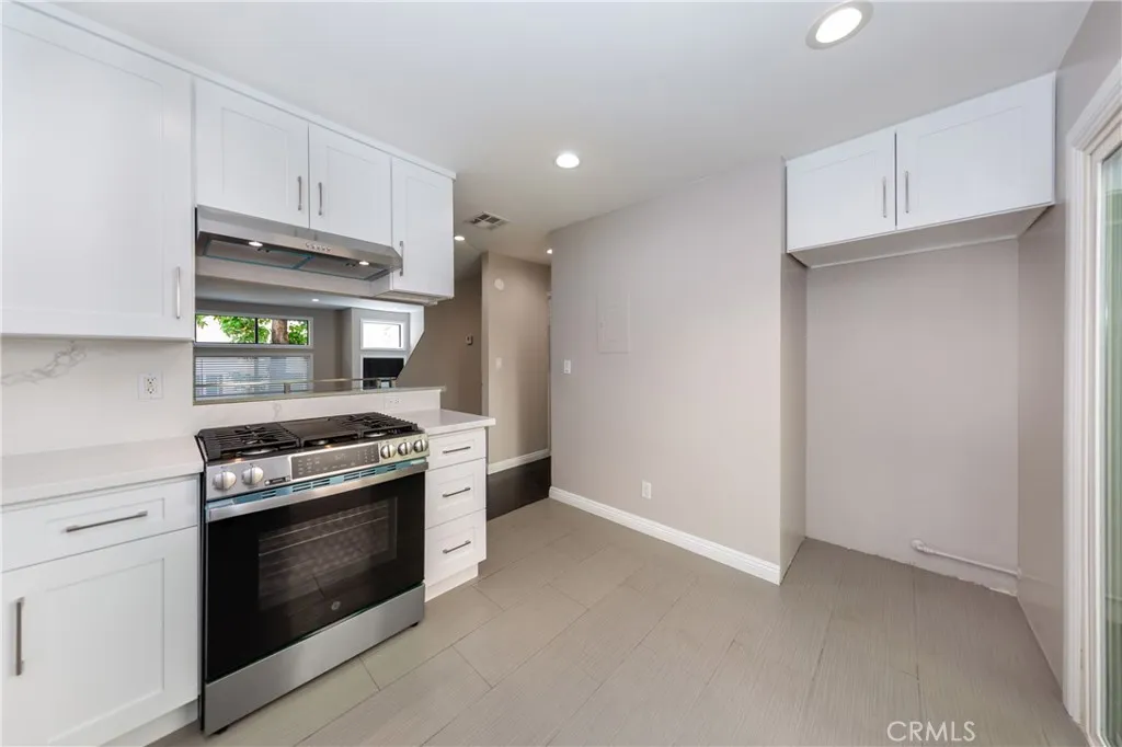 Additional image 13 of 14937 Sherman Way Unit 5, Van Nuys, CA 91405