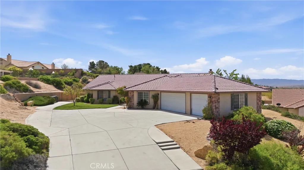 Additional image 19 of 20159 Majestic Dr, Apple Valley, CA 92308