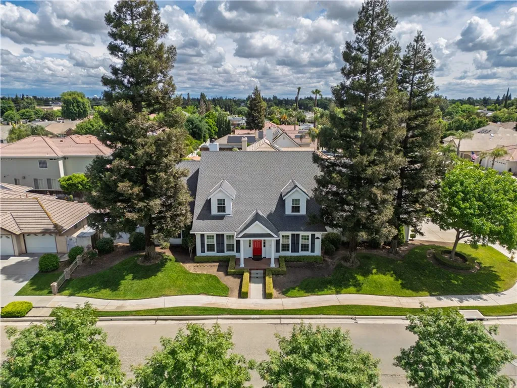 Additional image 3 of 575 Woodlands Dr, Madera, CA 93637