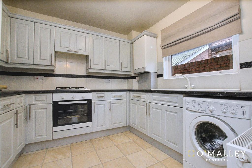 Additional image 5 of 2 bed flat to rentChurch Street, Alloa FK10