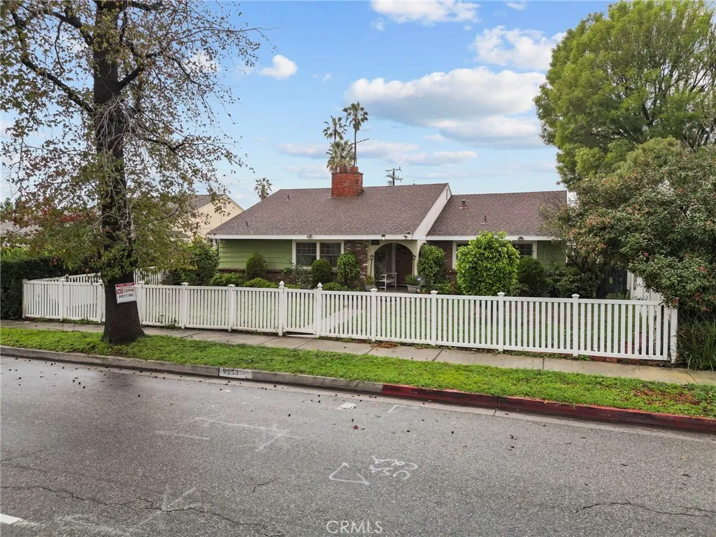 Additional image 26 of 9253 Hayvenhurst Avenue, North Hills, CA 91343