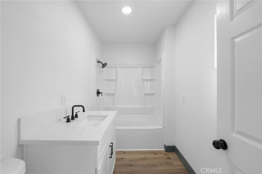 Additional image 15 of 137 W 84th Place, Los Angeles, CA 90003
