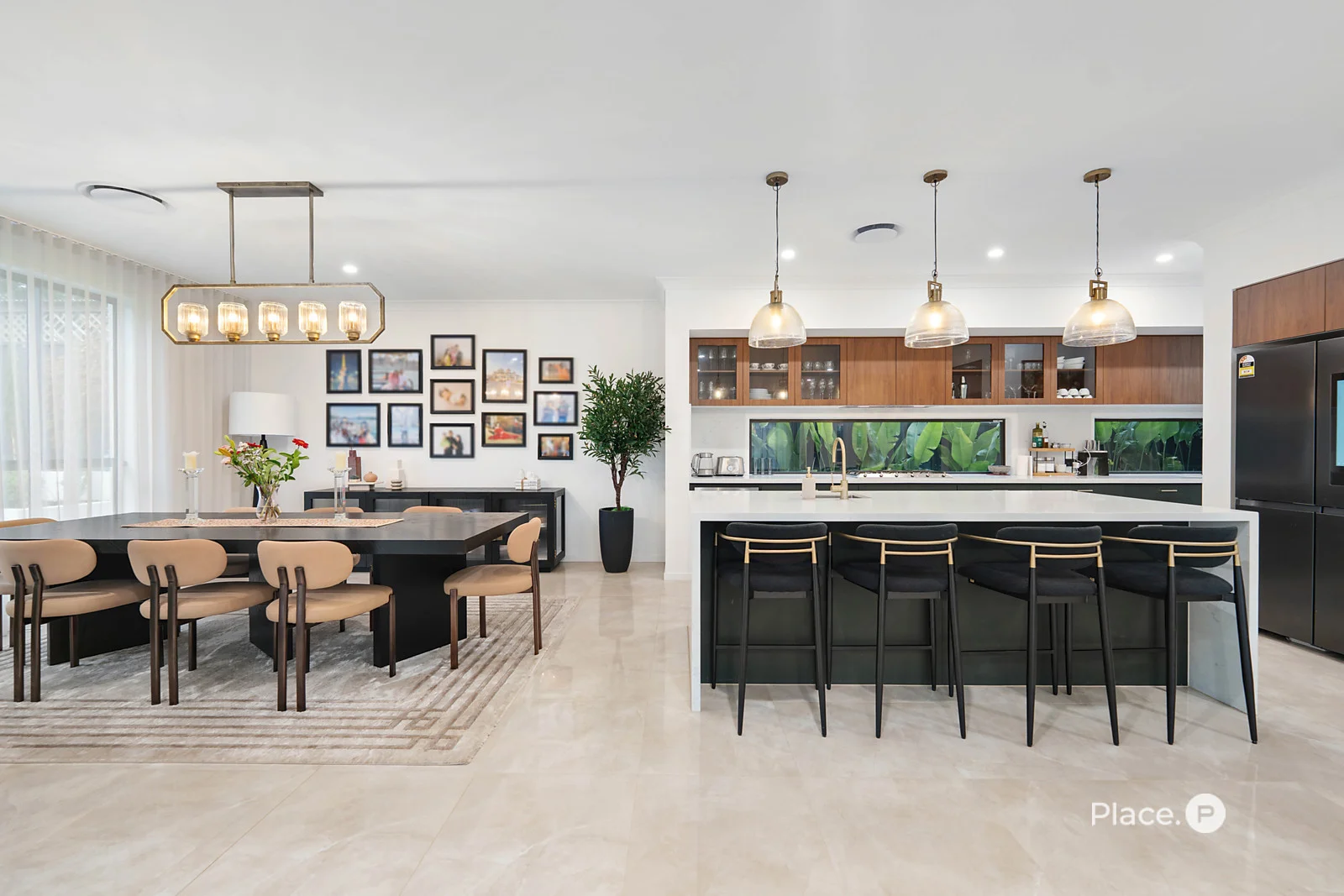 Additional image 8 of 90 Canterbury Street, Mount Gravatt East QLD 4122