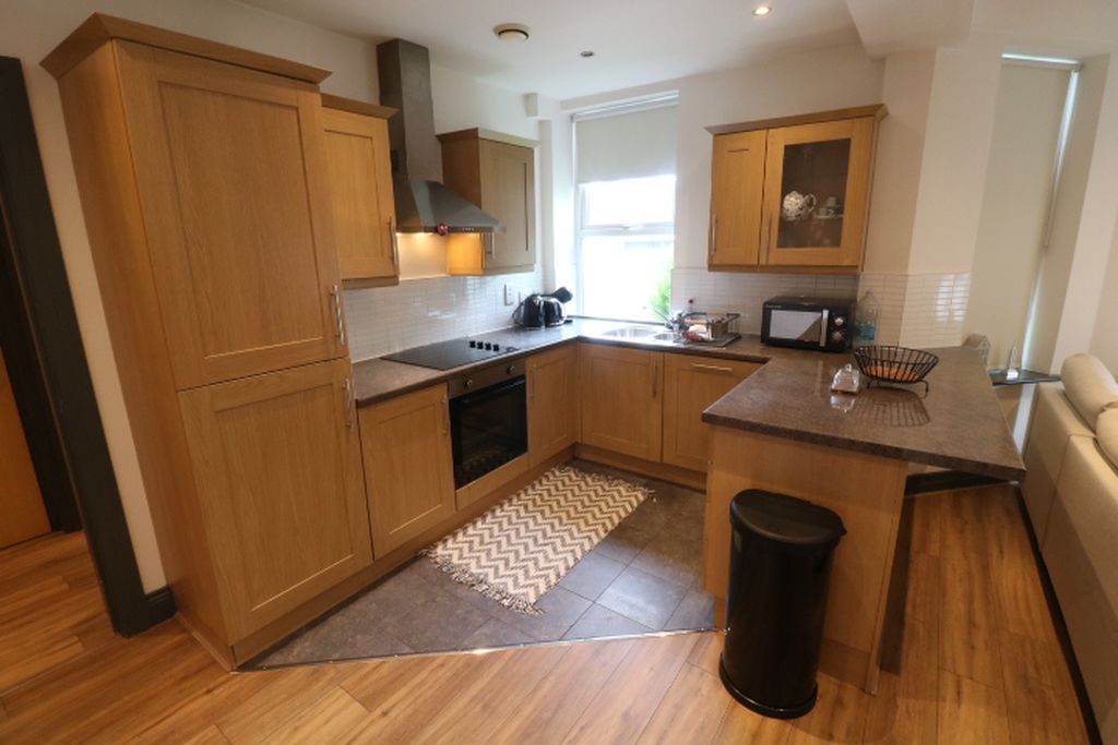 2 bed flat to rentLeigh Terrace, Douglas IM1 photo 4