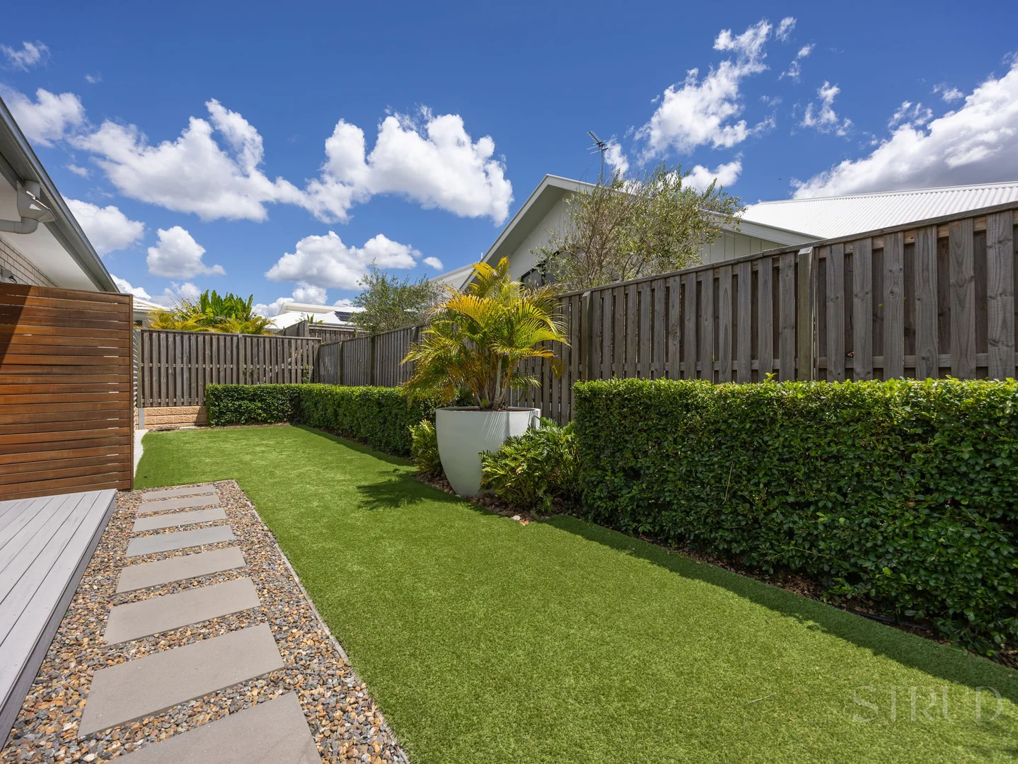 19 Foley Way, White Rock QLD 4306 photo 4