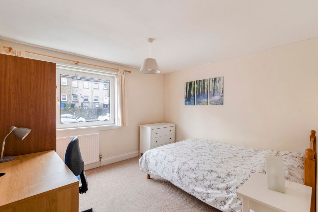Additional image 6 of 2 bed flat to rentDouglas Street, Stirling FK8