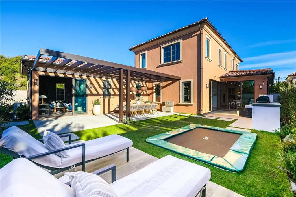 Additional image 108 of 103 Vigna, Irvine, CA 92602