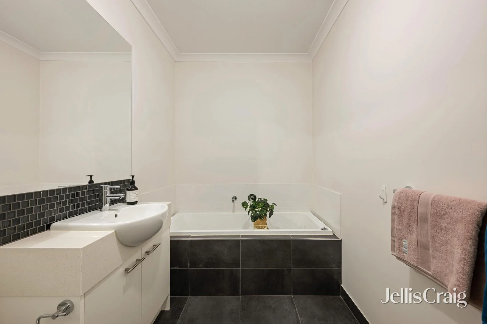 Additional image 8 of 6 Toby Place, Mooroolbark VIC 3138