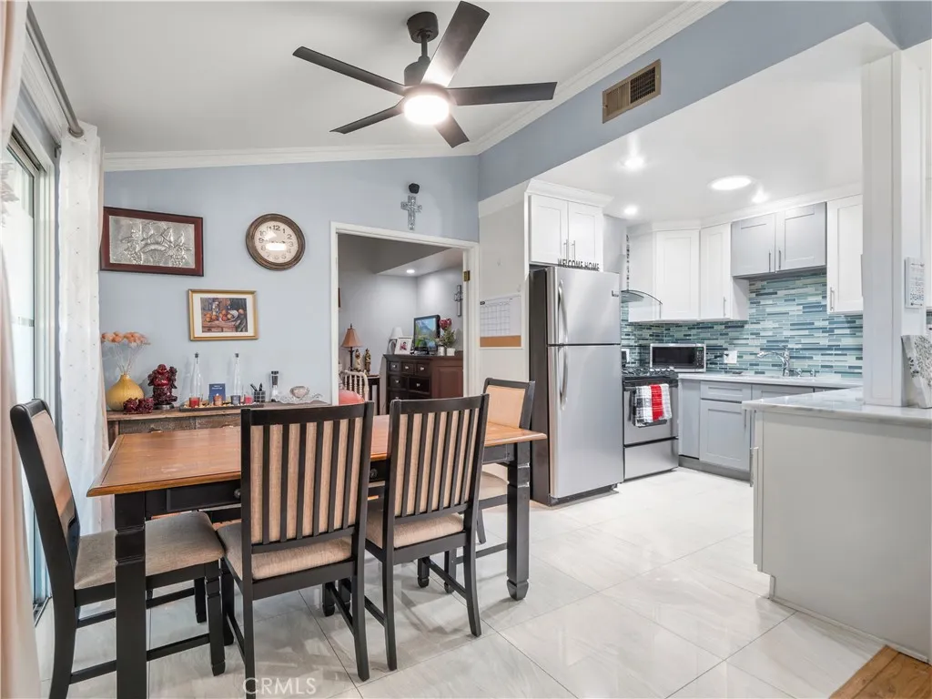 Additional image 31 of 26835 Avenue Of The Oaks Unit B, Newhall, CA 91321