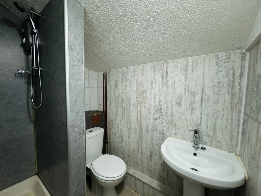 Additional image 7 of 1 bed flat to rentLammas Street, Carmarthen SA31