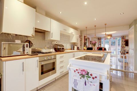 Axmouth Drive, Mapperley NG3