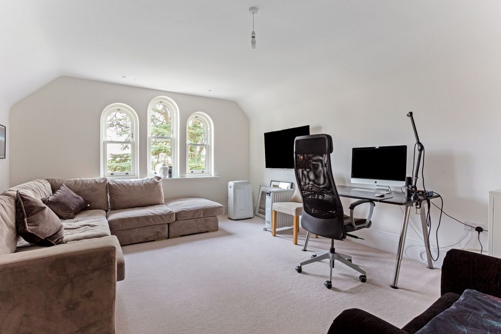 Additional image 14 of 5 bed detached house to rentWindsor Grey Close, Ascot SL5