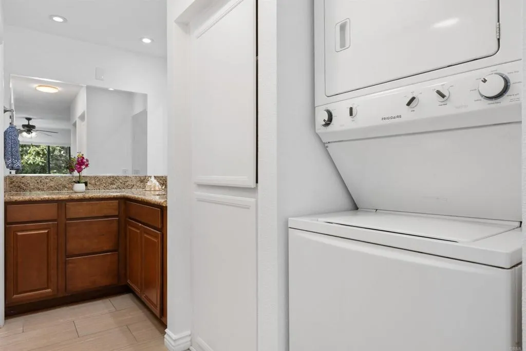 Additional image 18 of 333 Melrose Dr. Unit F, Vista, CA 92083