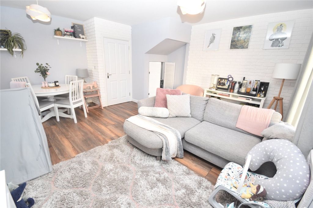 Additional image 4 of 4 bed semi-detached house to rentTundra Walk, Bridgwater, Somerset TA6