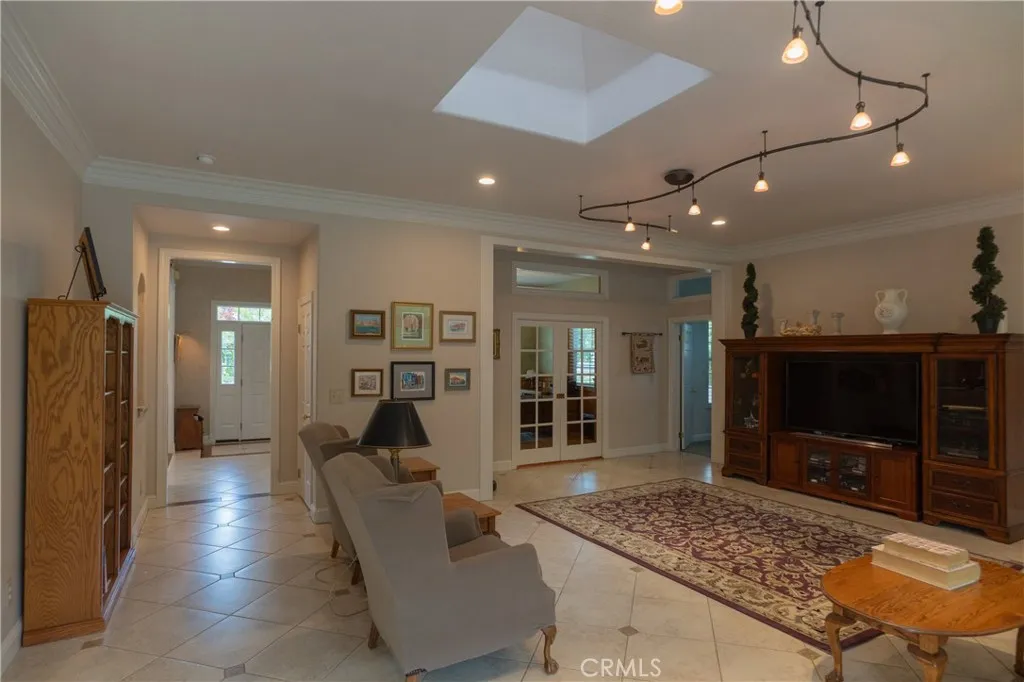 Additional image 12 of 575 Woodlands Dr, Madera, CA 93637