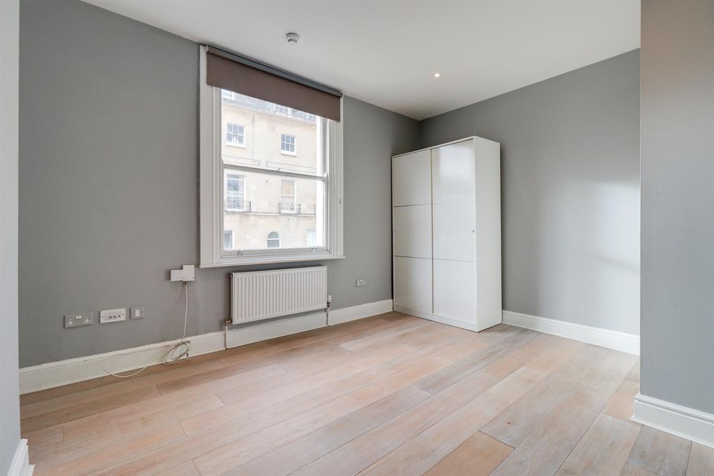 Additional image 6 of 3 bed flat to rentMontpellier Terrace, Cheltenham GL50