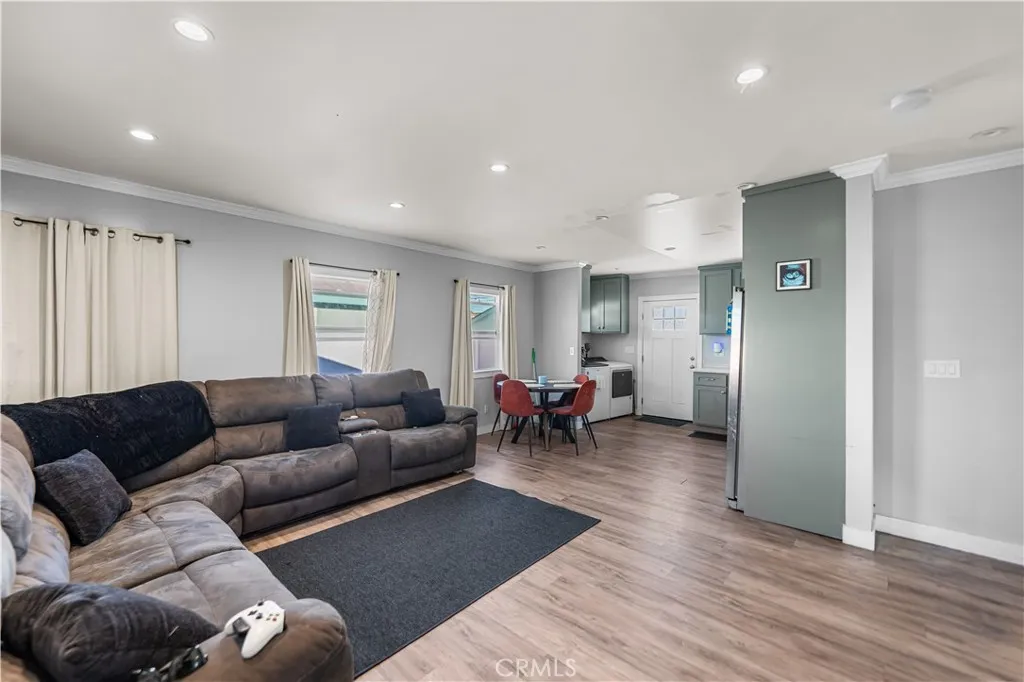 Additional image 24 of 408 W Poplar Street, Compton, CA 90220