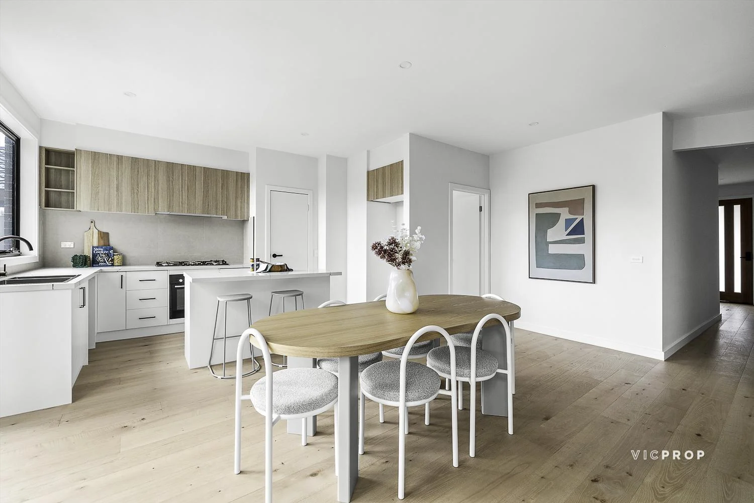 Additional image 6 of 3/1 Thomas Court, Doncaster VIC 3108