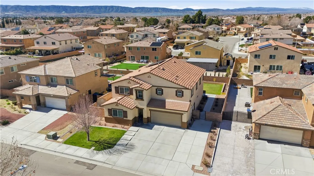 44137 37th St W, Lancaster, CA 93536