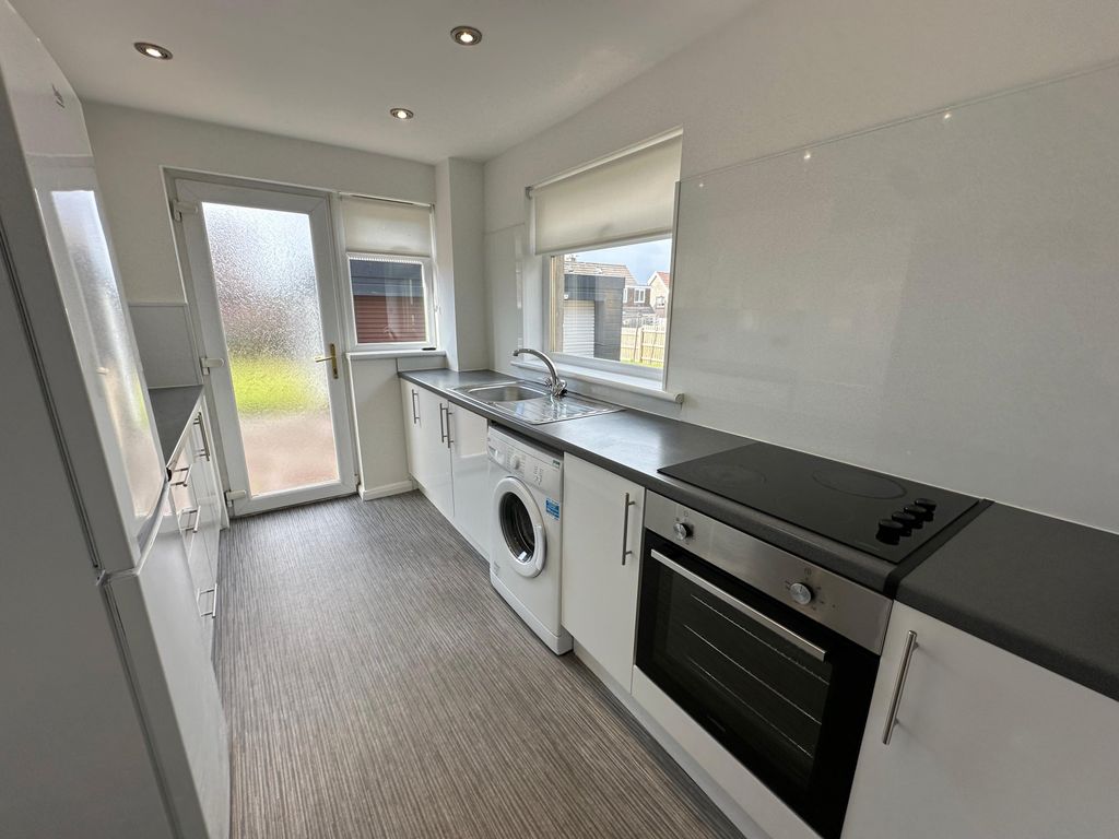 Additional image 5 of 3 bed semi-detached house to rentAvonbrae Crescent, Hamilton ML3