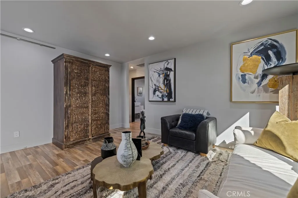 Additional image 81 of 17929 Martha Street, Encino, CA 91316