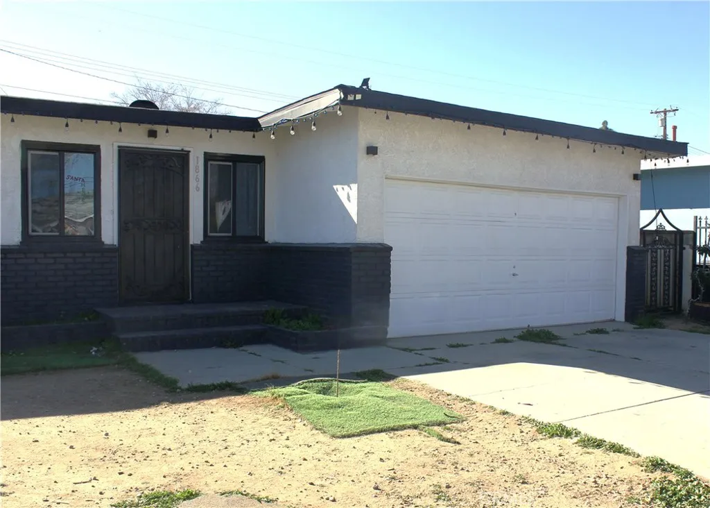 Additional image 5 of 1866 E Avenue Q11, Palmdale, CA 93550