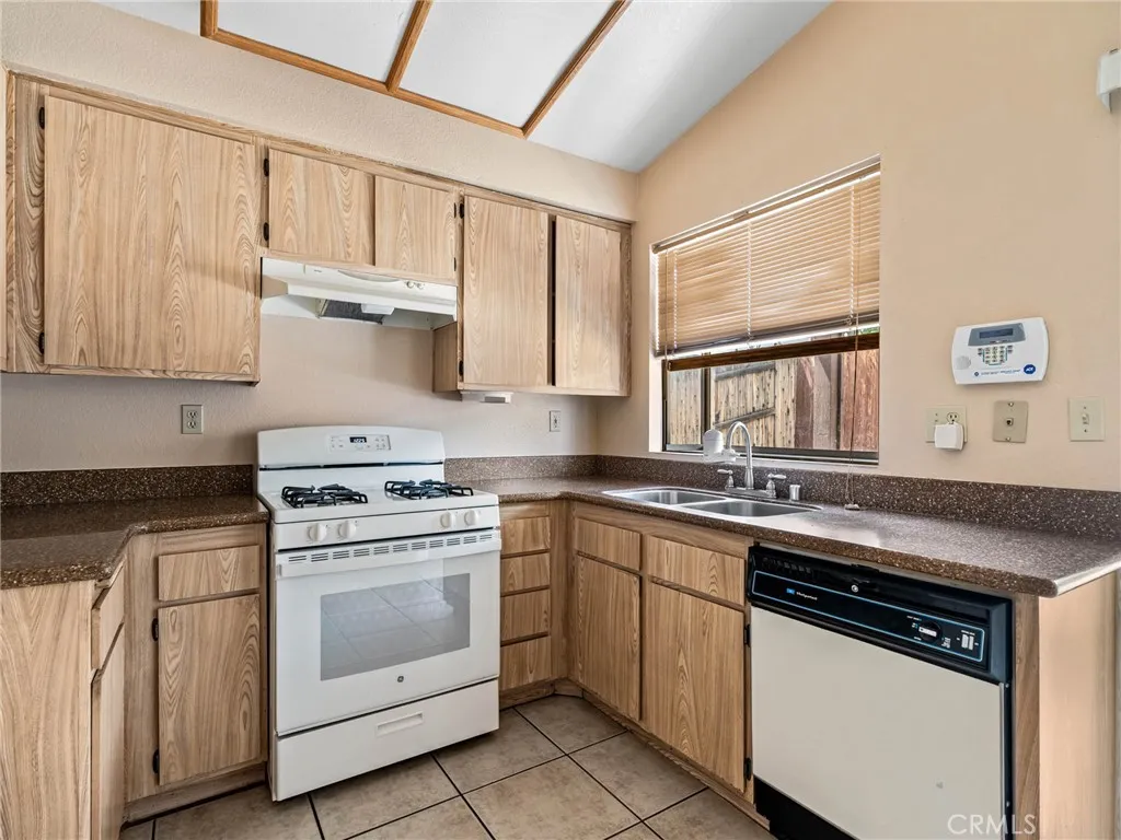Additional image 55 of 12450 Crestline Road, Victorville, CA 92392