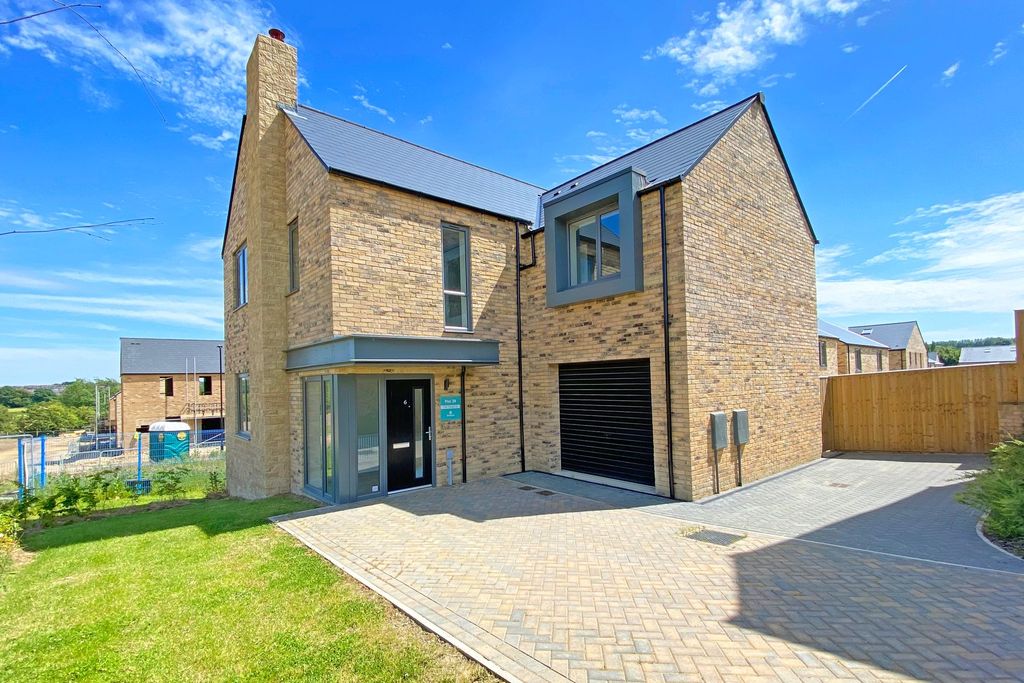4 bed detached house to rentLangsett Grove, Harrogate HG3