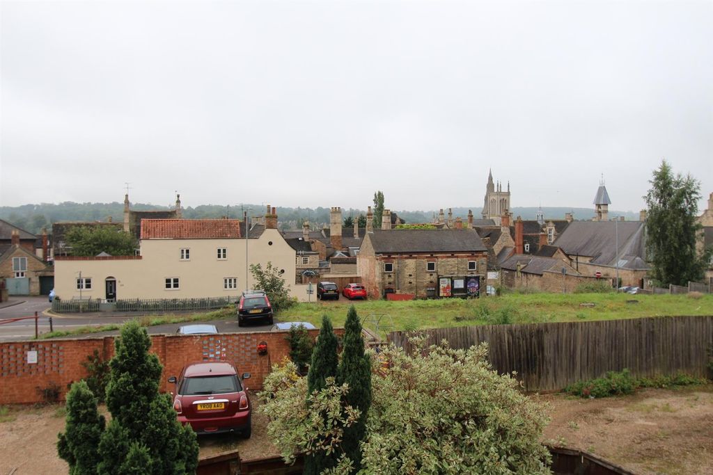 Additional image 3 of 2 bed terraced house to rentBurghley Court, Stamford PE9