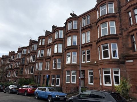 Lyndhurst Gardens, Glasgow G20