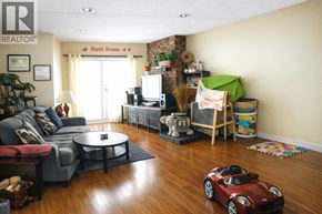 Additional image 3 of 7489 19TH AVE, Burnaby, BC, V3N1E5
